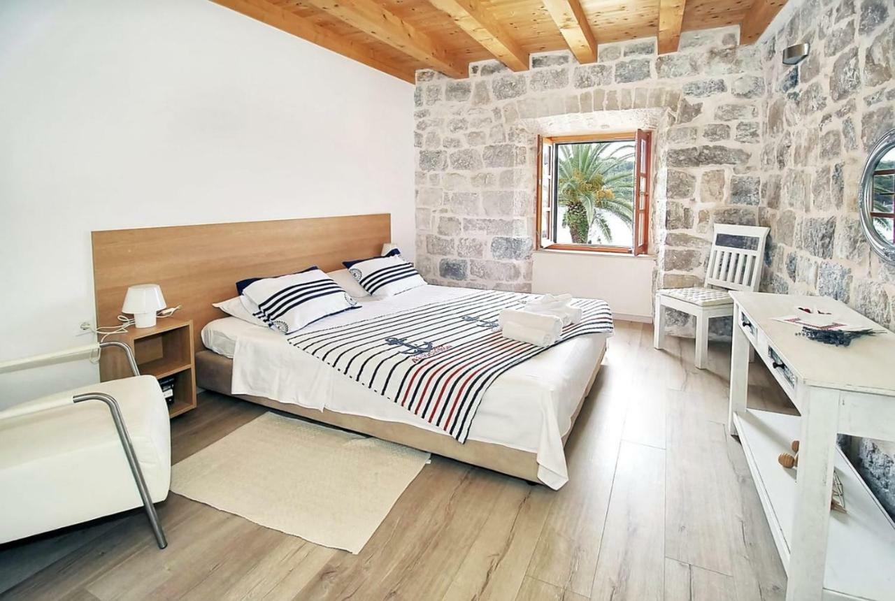 Apartments Seafront Кавтат Екстериор снимка